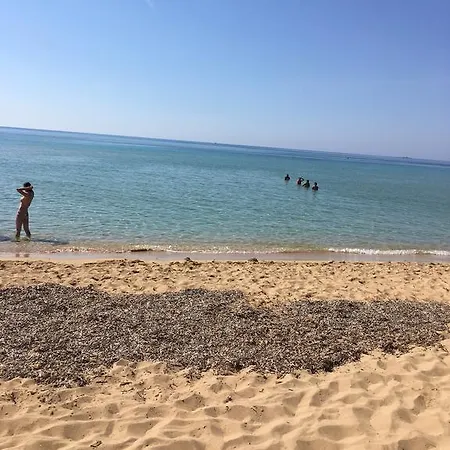 Konukevi Nel Mare Siciliano Trapani
