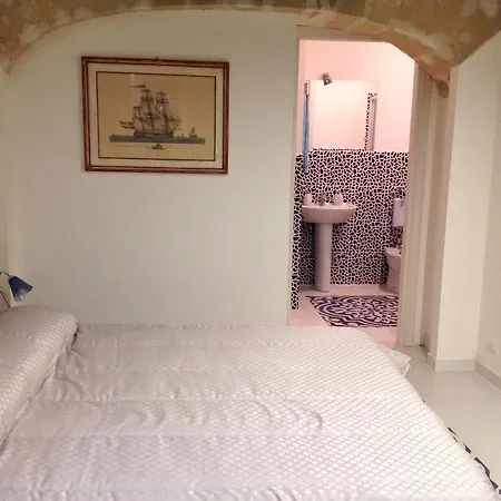 Nel Mare Siciliano Konukevi