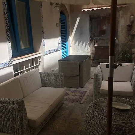 Konukevi Nel Mare Siciliano *
